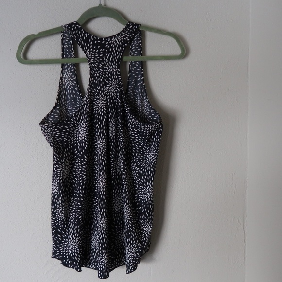 ‘Empyre’ Summer tank racer back eyelet hook - Picture 2 of 8